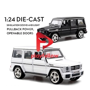 1:24 PULL BACK MATEL CAR W / OPENABLE DOORS, MUSIC, LIGHT, BATTERY (WHITE/BLACK)